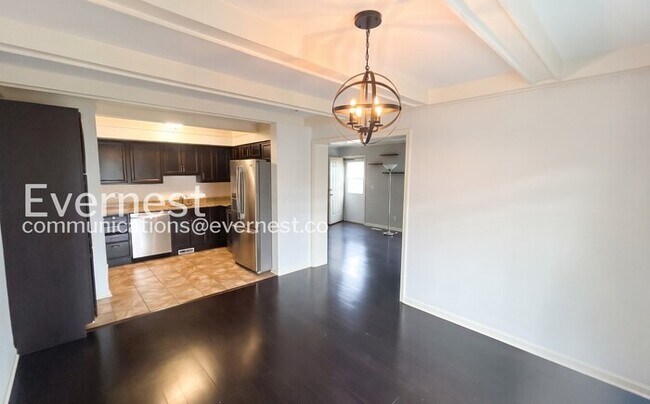 Foto del edificio - 7390 Fox Mill Rd