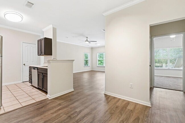 Foto del edificio - Indigo Pointe