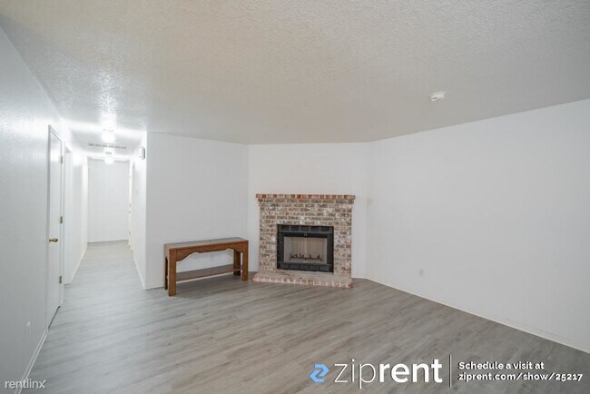 Building Photo - 3 br, 2 bath House - 6249 SE Ogden St, Por...