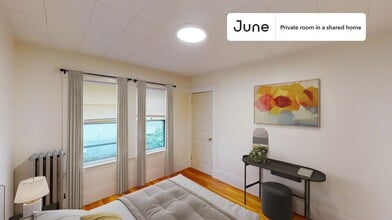 Building Photo - Room in Shared 3 bed/1 bath home