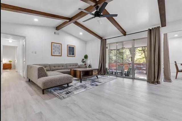 Foto del edificio - 1656 Russell Glen Ln