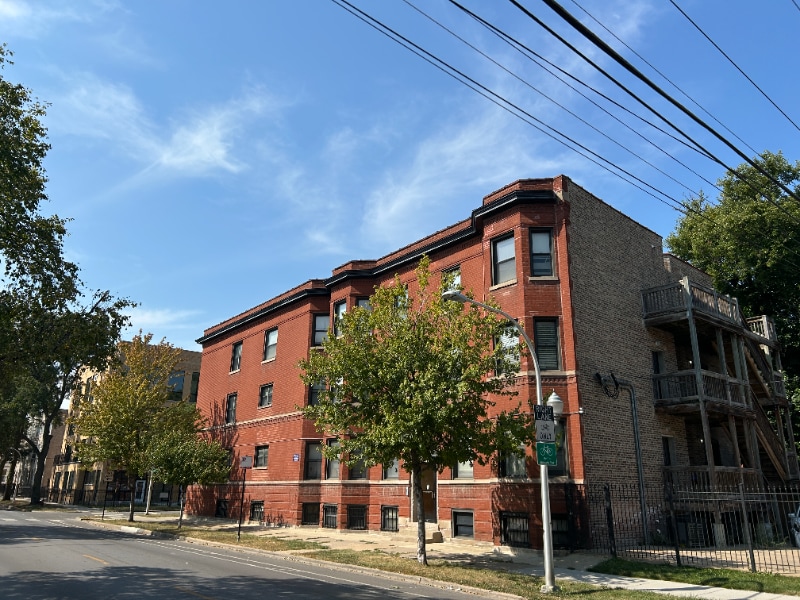 Primary Photo - 1140 E Marquette Rd