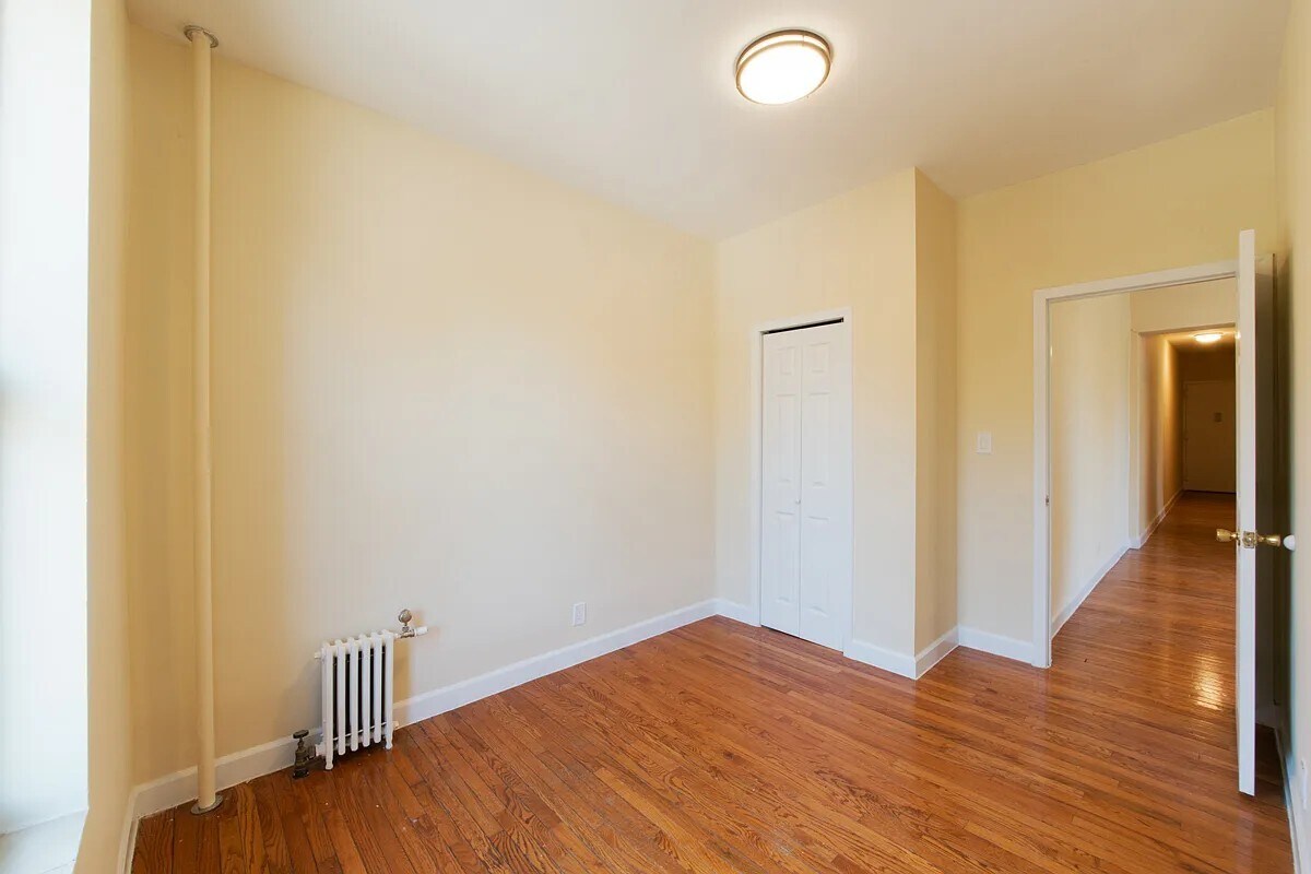 Foto principal - 100 West 139th Street