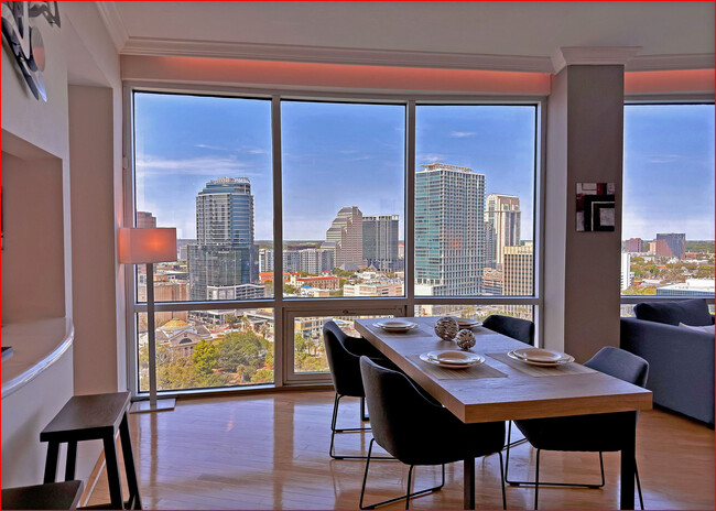 Photo - 322 E Central Blvd Apartment