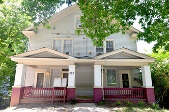 Building Photo - 220 Cox Ave