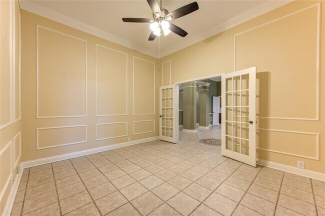 Building Photo - 1819 Misty Oaks Ln