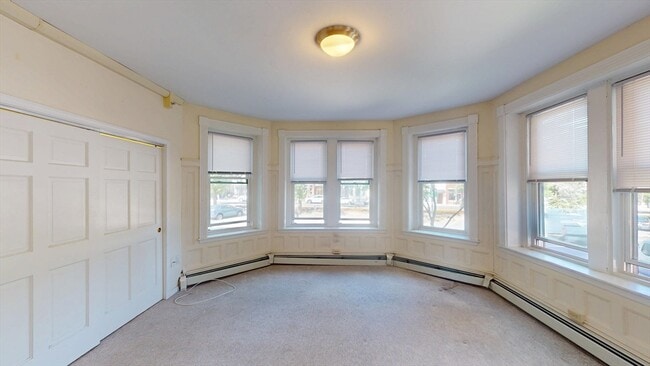 Building Photo - 1405 Beacon St