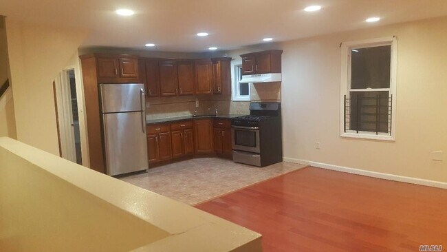 Foto del edificio - 116-35 130th St