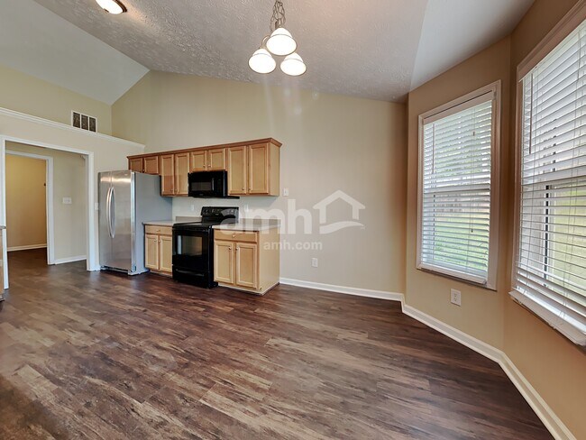 Foto del edificio - 303 Cole Creek Dr