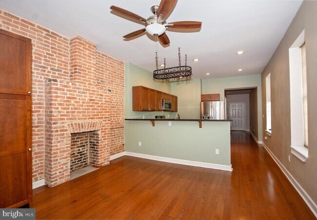 Building Photo - 1700 S Hanover St