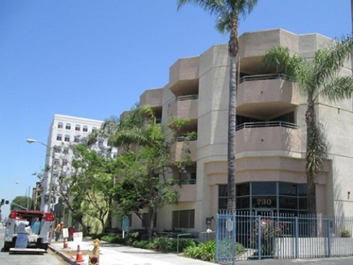 Foto del edificio - Center View