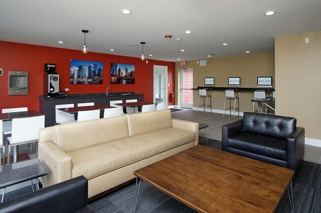 Foto del edificio - 1527 Westminster Dr
