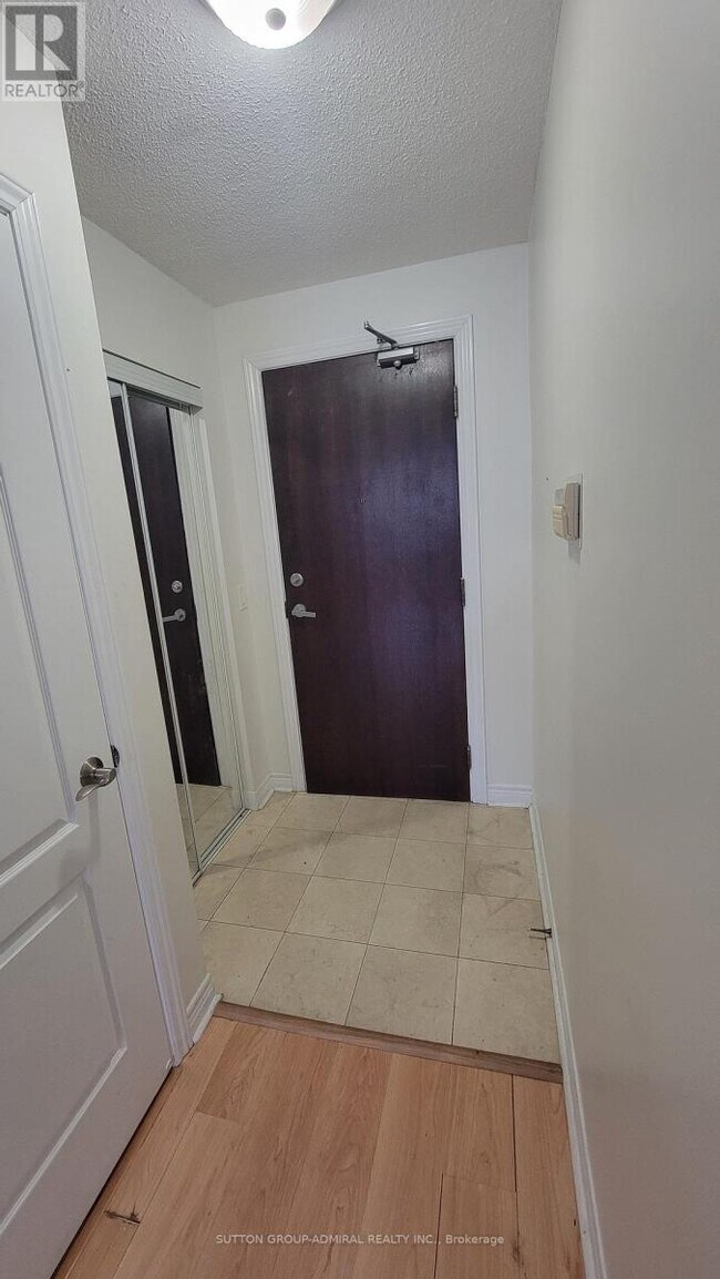 Photo du bâtiment - 15 N Park Rd