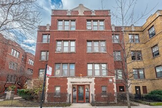 Building Photo - 1329 W Addison St Building Photo - 1329 W Addison St