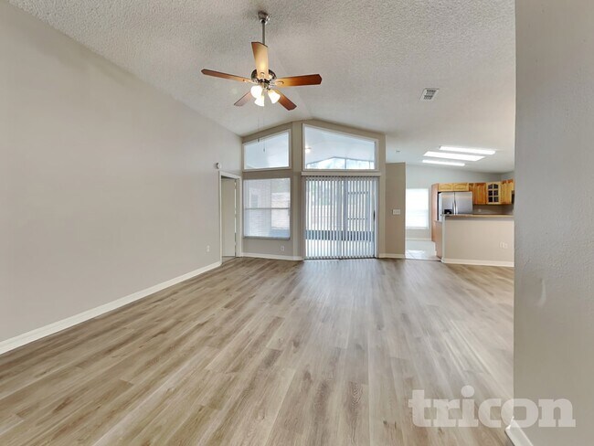 Building Photo - 914 Whisper Lake Dr