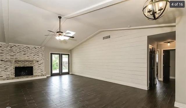 Building Photo - 1607 College Pkwy