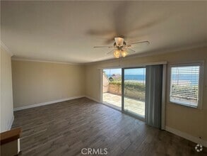 Building Photo - 2037 S Coast Hwy