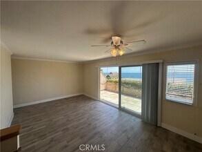 Building Photo - 2037 S Coast Hwy