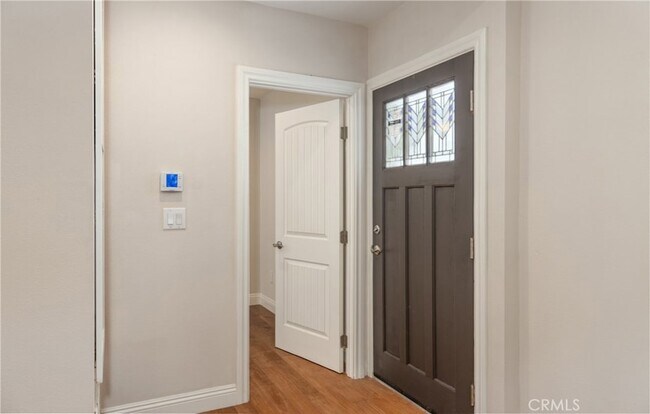 Foto del edificio - 25461 Cole St