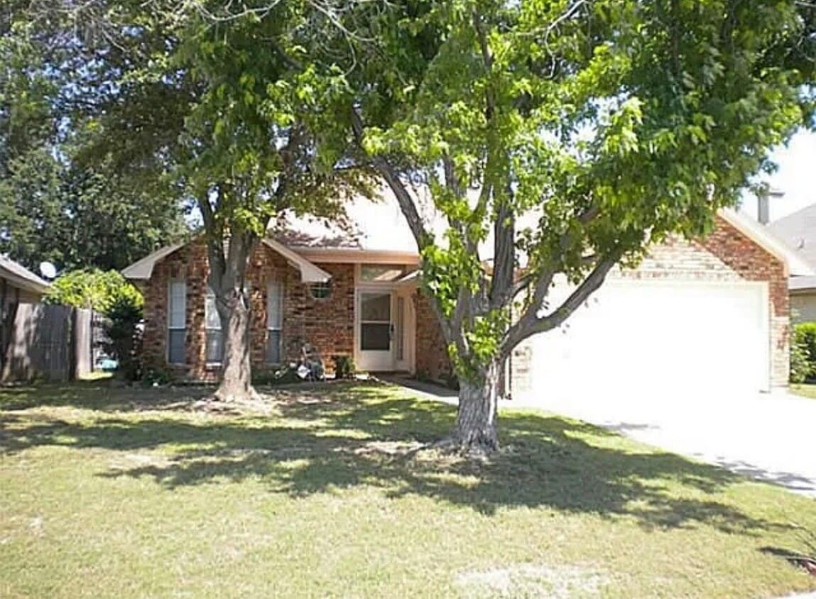 Photo - 6332 Longmont Trail (Fort Worth, TX)