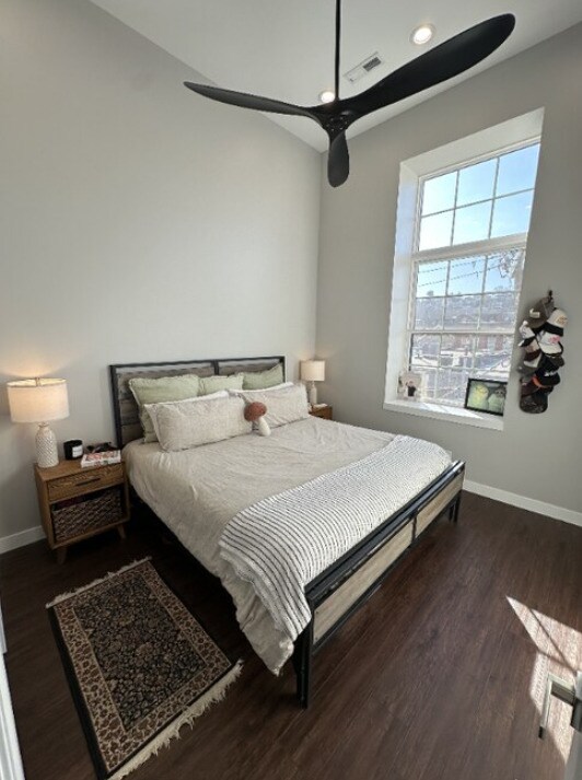 Foto del edificio - 1199 Central Ave