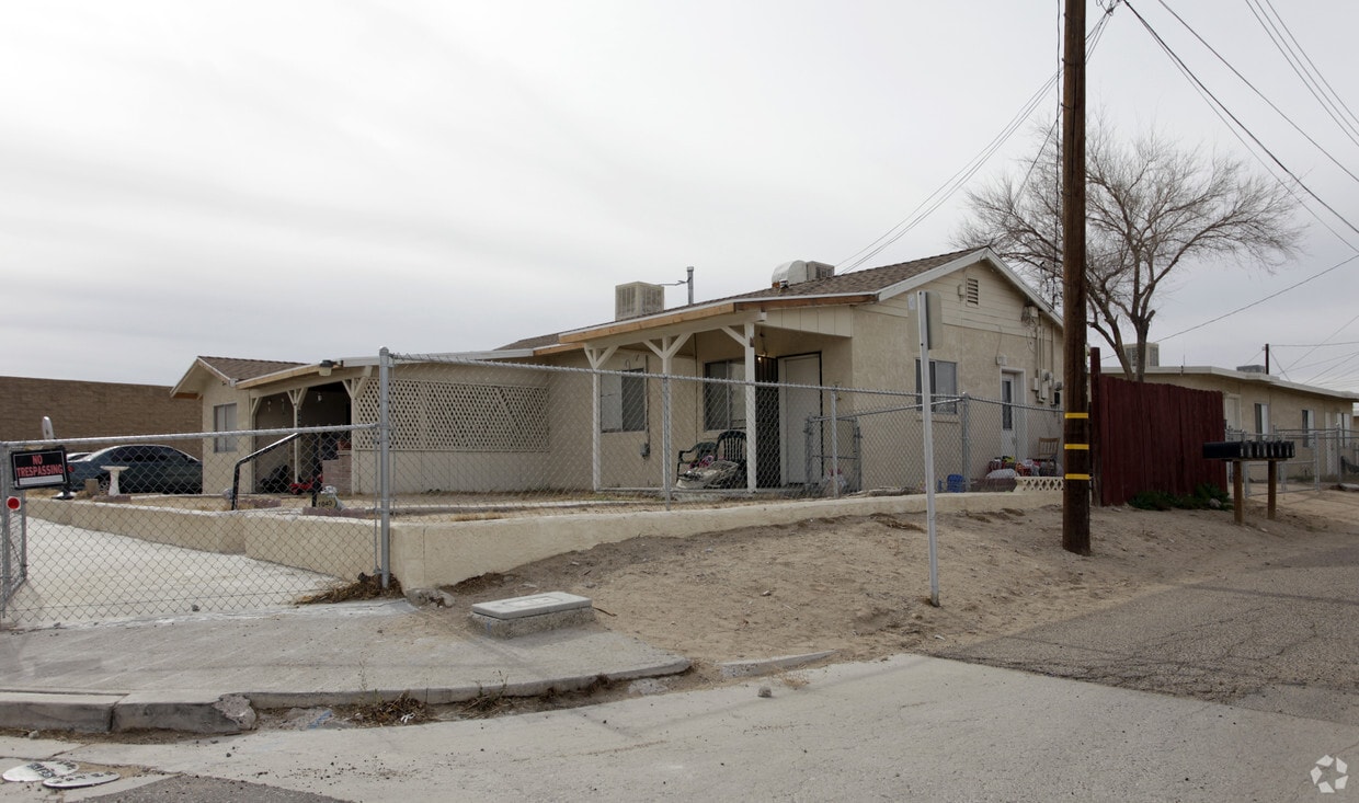 Primary Photo - 1040 Antelope Ln