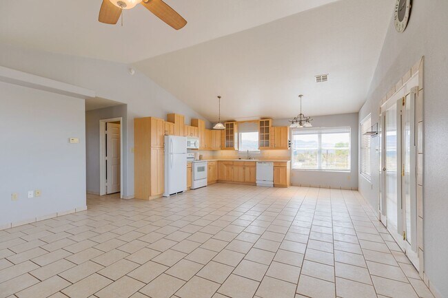 Foto del edificio - Home with Amazing Vews!