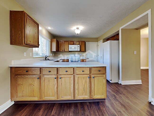 Building Photo - 25 Wheatmore Ct