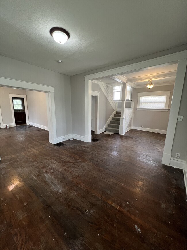 Foto del edificio - 3850 E 62nd St