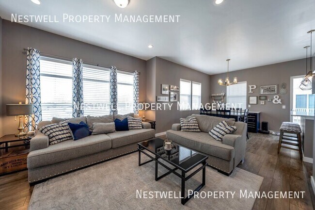 Building Photo - 940 N 850 E
