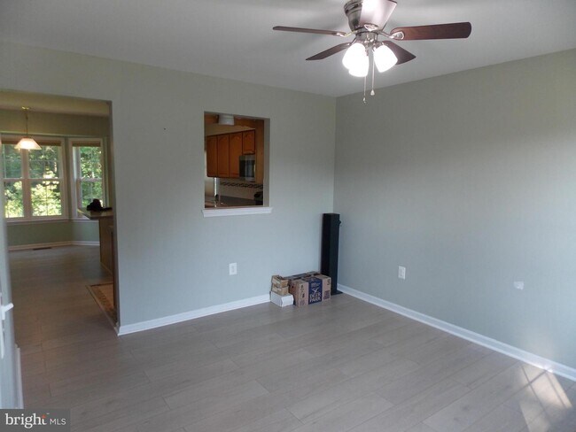 Building Photo - 4425 Harris Pl