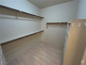 Building Photo - 11855 Portina Dr