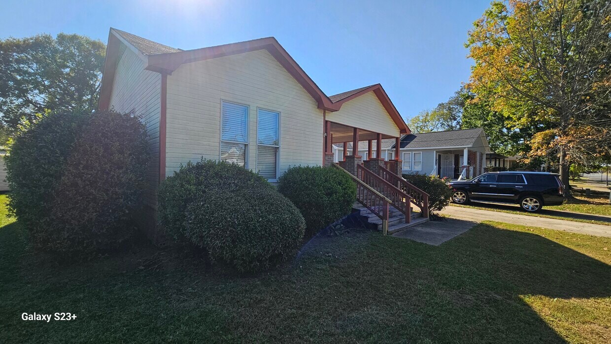 Foto principal - 1509 Avenue D