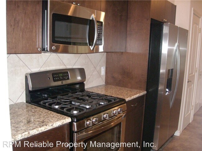 Building Photo - 1811A Crested Butte Dr