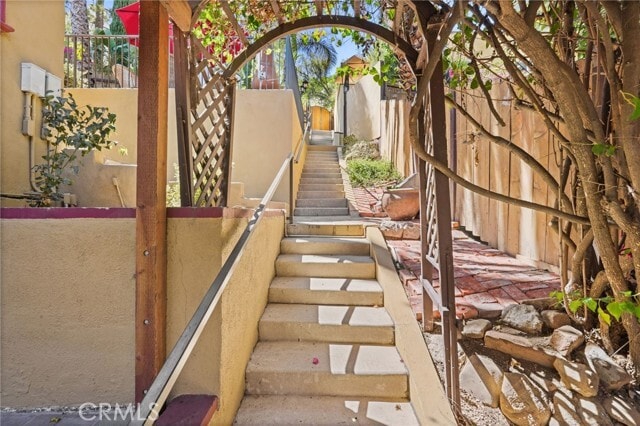 Foto del edificio - 2253 N Gower St