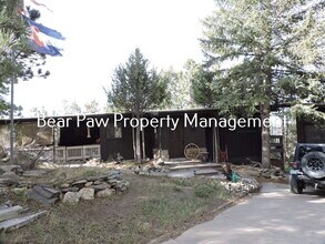 Building Photo - 267 N Circle Dr