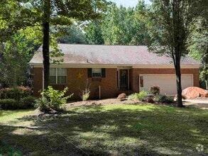 Building Photo - 1584 Chadwick Way