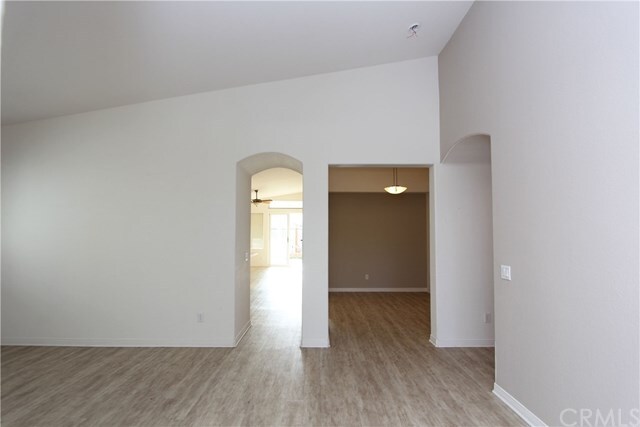 Building Photo - 46129 Via La Colorada