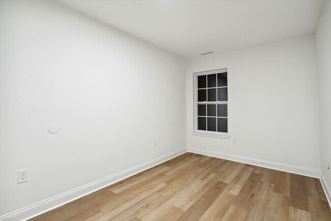 Foto del edificio - 4 br, 2 bath Duplex - 1833 N 18TH ST Unit B