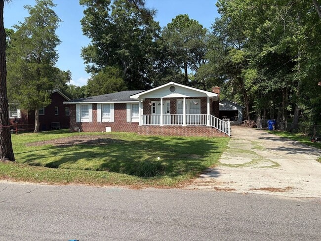 Building Photo - 4728 Holbird St