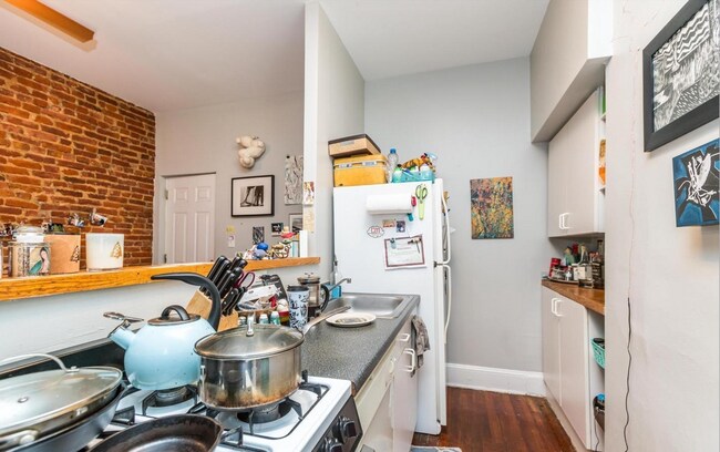 Foto del edificio - 2841 n Calvert Street