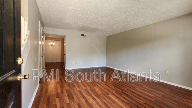 Foto del edificio - 2980 Spruce Cir