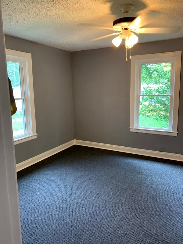 Building Photo - 843 Dequincy St