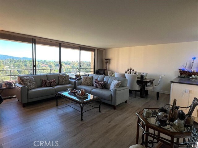 Building Photo - 24055 Paseo Del Lago