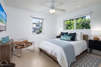 Building Photo - 339 4th Ave N