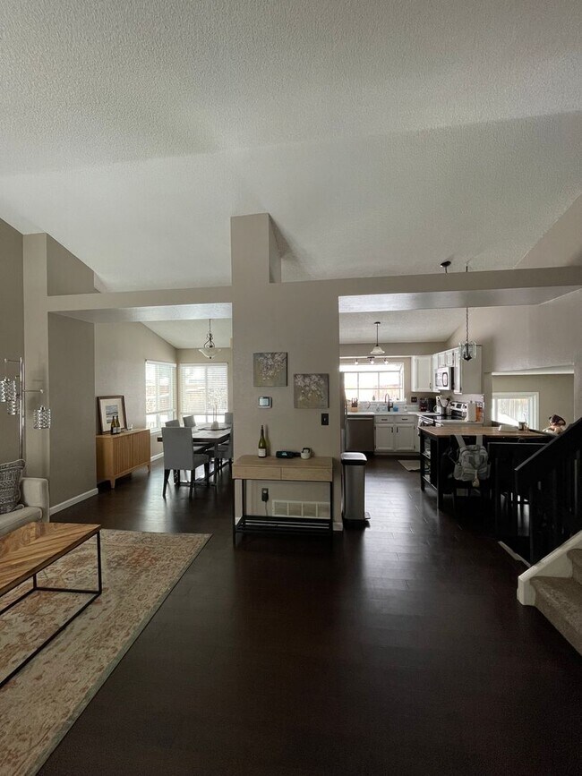 Building Photo - 4BR/3BA Home in Highlands Ranch!!