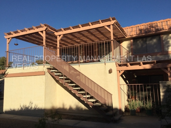 Primary Photo - 681 Pepper Tree Cir