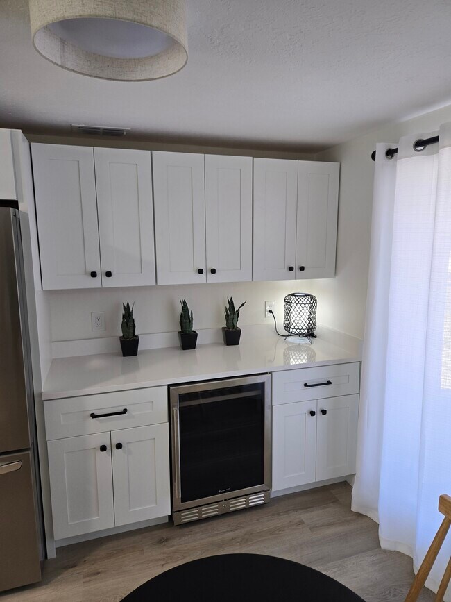Foto del edificio - 3442 Fairview Dr