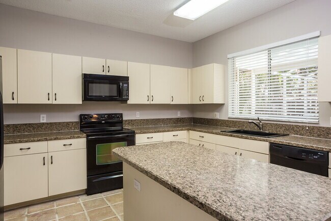 Building Photo - 7730 NW 63rd Way