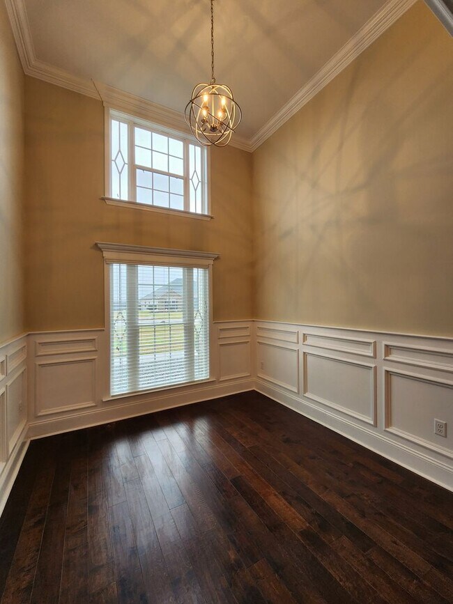 Building Photo - Stylish 3-Bedroom Home with Luxurious Features and Community Perks in Valdosta, GA
